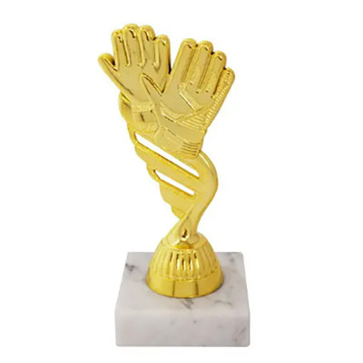 Статуетка футбол воротар рукавички (h 15 см) 5370