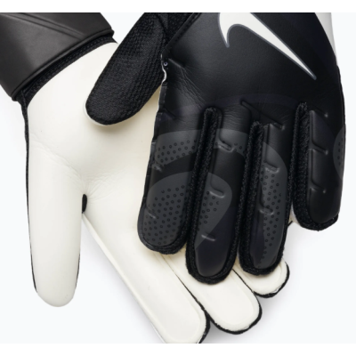 Воротарські рукавички Nike NK GK MATCH JR - FA20 чорний Діт 6 (16.5 см)